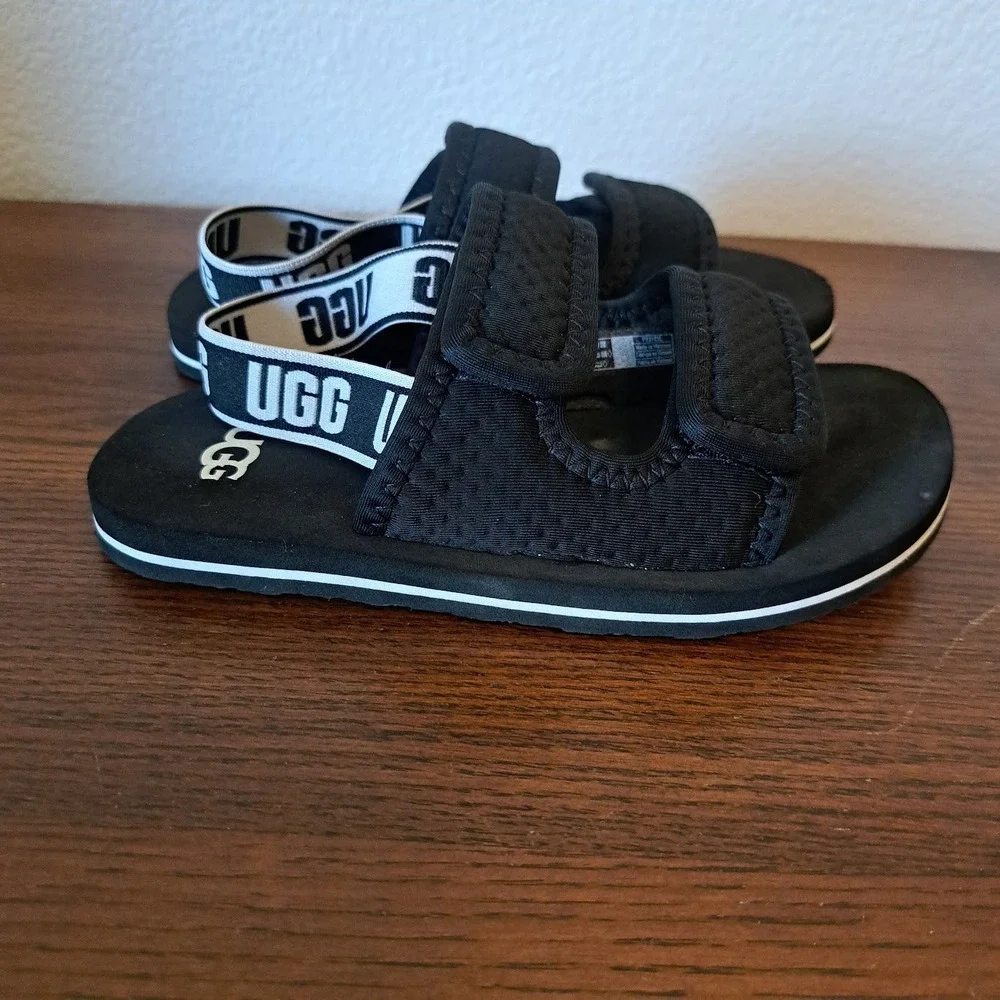 UGG Sport Yeah Black Neoprene Slingback Sandals Kids Size 11 1112317T